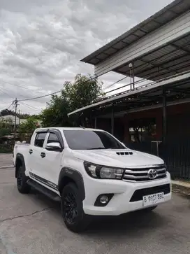 Hilux double cabin type G tahun 2017 4x4 manual sangat istimewa