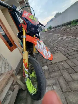 Motor tril 150 CC