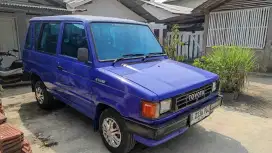 Toyota Kijang super