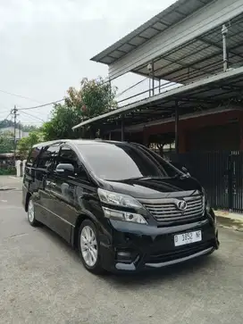Vellfire Z premium sound camera 360 tahun 2010 km 95rb A/n sendiri