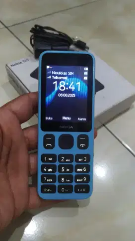 Nokia 125 untuk telpon dan SMS
