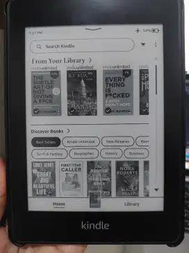Kindle paperwhite 10th gen BONUS SMART FLIP CASE