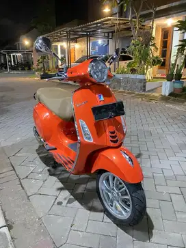 vespa primavera 2022 jogja sprint lx gts