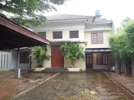 Disewakan rumah cocok untuk kantor daerah pondok ranji
