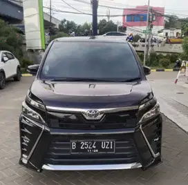 Toyota Voxy 2021 Bensin