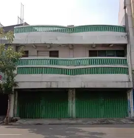 Dijual 2 ruko jadi 1 raya ngaglik pusat  kota daerah rame