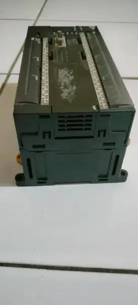 Jual PLC Sysmac CP1L