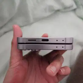 GALAXY Z FLIP 6 256GB GARANSI RESMI SEIN MASIH ADA S CARE SAMPAI SEPT