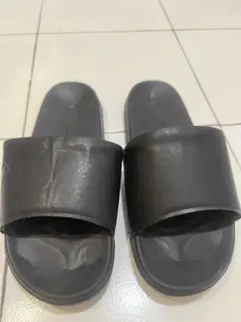 Sendal Adidas Ori