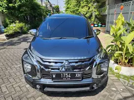 XPANDER CROSS PREMIUM ROCKFORD FOSTGATE 2021 MATIC GREY