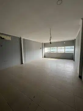 DISEWA 2 LANTAI ATAS RUKO DEWASZ LAUNDRY 90m2 DEPAN JALANAN