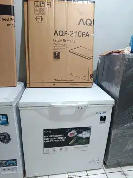 Aqua frezeer box 210 liter like new lengkap dus