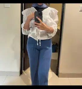 Outer warna putih bersih