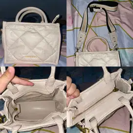 Tas charles keith