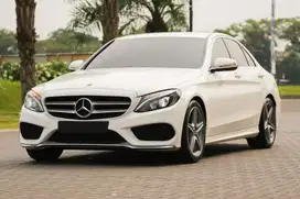 Low Odo! Mercedes Benz C200 AMG 2018 White c300 320i 330i x1 glc200