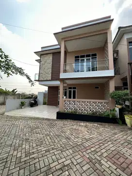 Rumah Dijual Ready Hook Cibubur Jakarta Timur Dekat Al Azhar 20 Nego