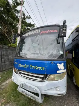 Jetbus medium adiputro asli 2012