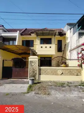 Sewa Rumah Mediteran Tenggilis Utara Raya Jemursari UNUSA UBAYA