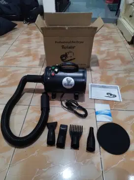 Blower hewan peliharaan