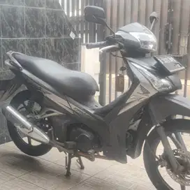 MOTOR ANTIK LEGEND SUPRA X 125 PGM FI HELM IN 2012
