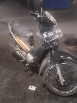Honda Kharisma 2005