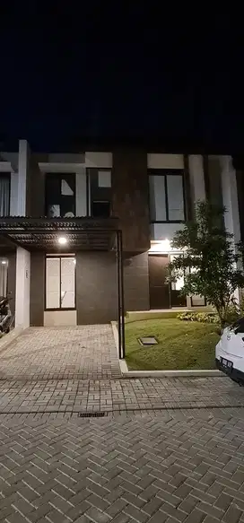 dijual rumah kota baru parahyangan bandung