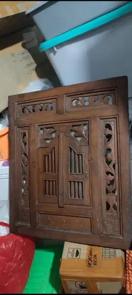 Krepyak kayu cermin