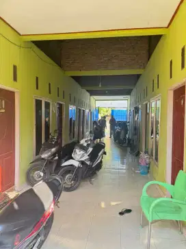 Kos2 an 10 pintu dekat kampus UM dan IAIN metro