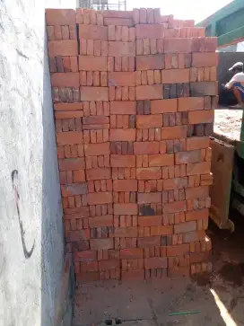 Bata Merah presisi dan kuat