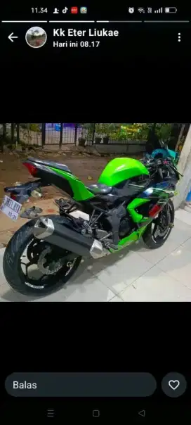 Di jual motor Kawasaki ninja 250R Ss lengkap pajak mati 1 tahun