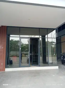 Jasa pasang sticker kaca film Gedung
