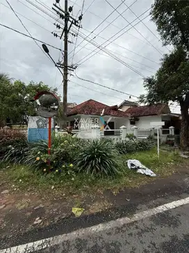 Disewakan Rumah Posisi Hook di Jalan Buah - buah, Klojen Kota Malang