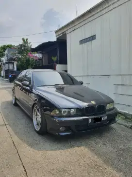 BMW E39 530i LCI tahun 2003 AT juall cepaatt