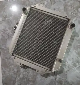 Di Parung Radiator aluminium ex Suzuki jimny katana