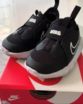 Sepatu Nike Baby