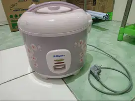 Rice Cooker Ricecooker Magicom Magic Com Miyako 1.8 Liter Magic Com