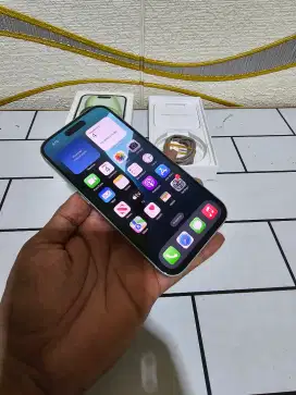 Iphone 15 128gb ex ibok fullset ori garansi on 08/2025 mulus no minus
