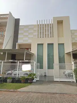 Dijual Cepat Murah Rumah Rapih Di PINISI PIK Ada Swimming Pool