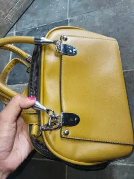 Dijual Tas Slempang Wanita