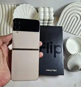 Samsung Z flip 4 5G Fullset.