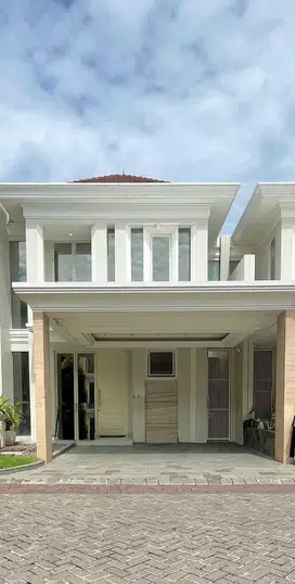 Rumah bagus full furnished Grand Island Casa tobago Pakuwon city