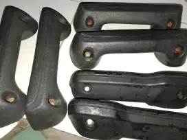 Pegangan Pintu Dalam Original Kijang Kapsul LX , SX , Super