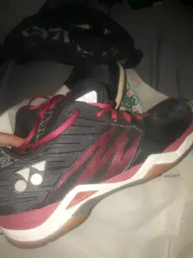 YONEX COMFORT.Z