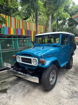 Toyota FJ40 RV-UC (Hardtop) 4X4 1980