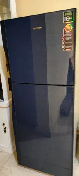 Polytron tempered glass door