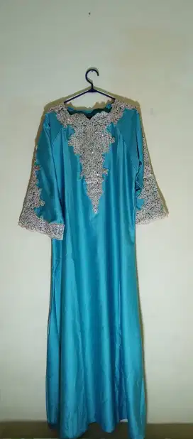 Kaftan bahan halus