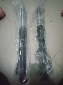 Dijual sock depan ORI punya Vario 125 LED old /copotan dari Vario 125