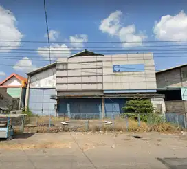 GUDANG DAN WORKSHOP DI JALAN RAYA DRIYOREJO GRESIK