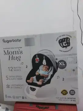 Preloved Automatic Baby Swing Bed Mom's Hug Sugarbaby