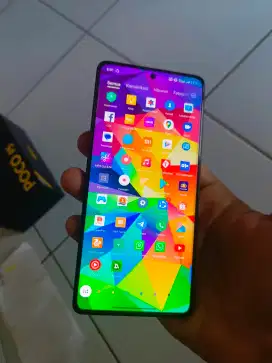 Poco F5 PAKET LENGKAP Jaringan Dual 5G Varian Memori RAM 8GB/256GB